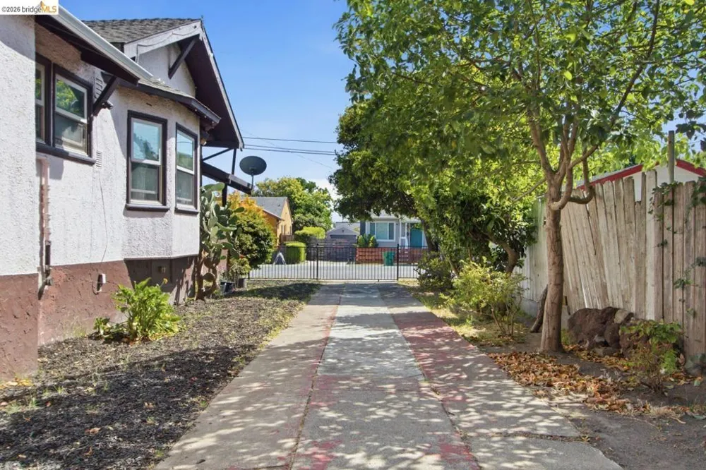 4315 Nevin Ave Richmond, CA 94805