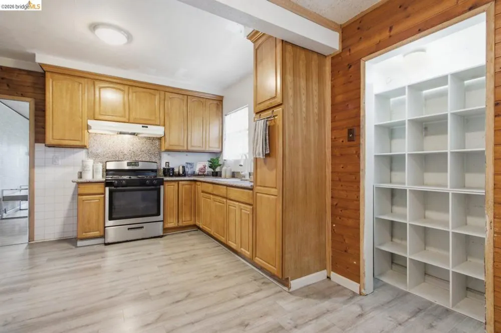 4315 Nevin Ave Richmond, CA 94805