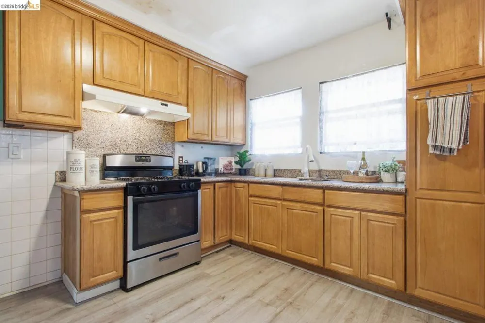 4315 Nevin Ave Richmond, CA 94805