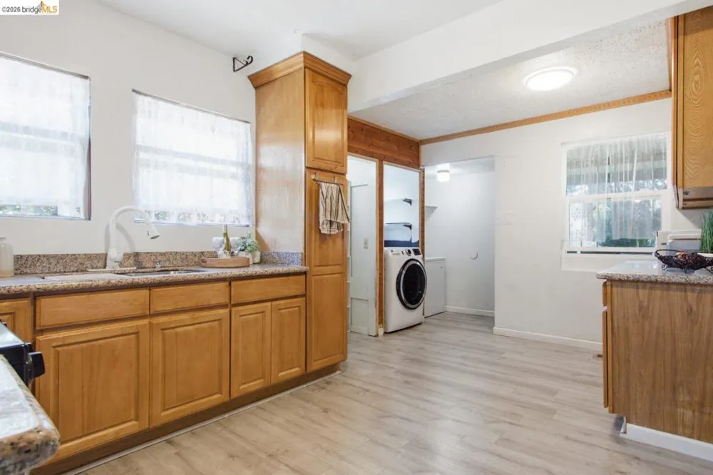 4315 Nevin Ave Richmond, CA 94805