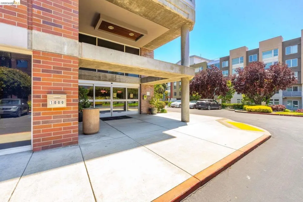 6400 Christie Ave #3206 Emeryville, CA 94608