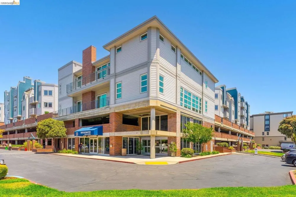 6400 Christie Ave #3206 Emeryville, CA 94608