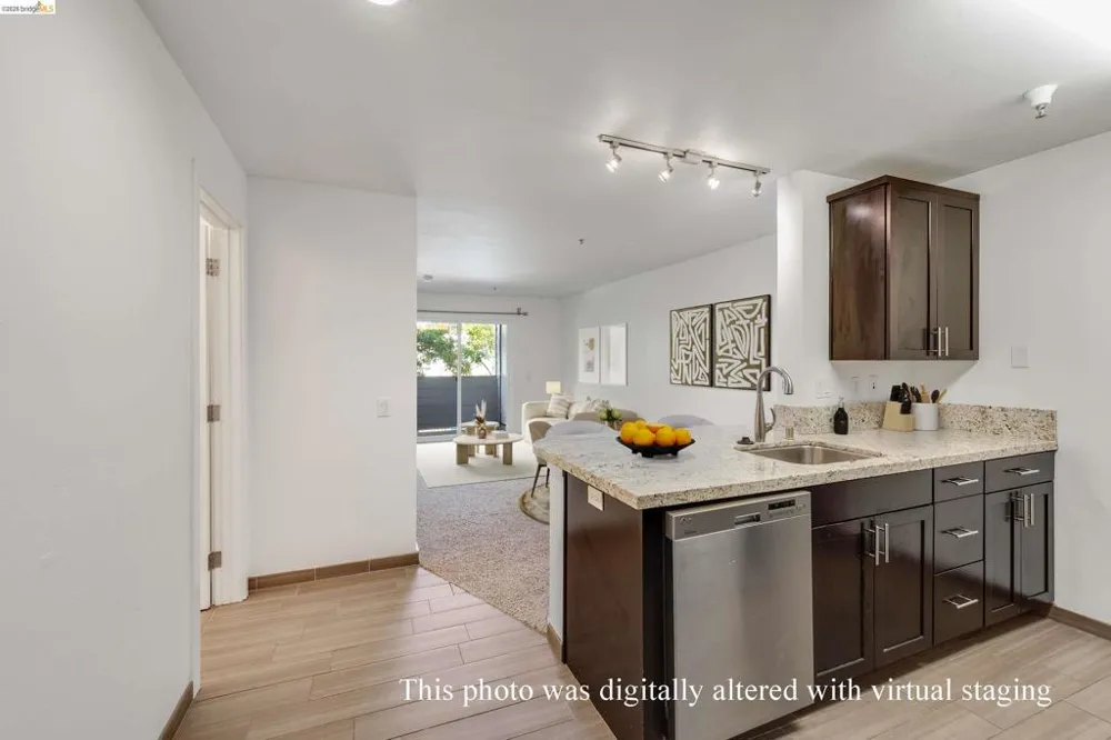 6400 Christie Ave #3206 Emeryville, CA 94608