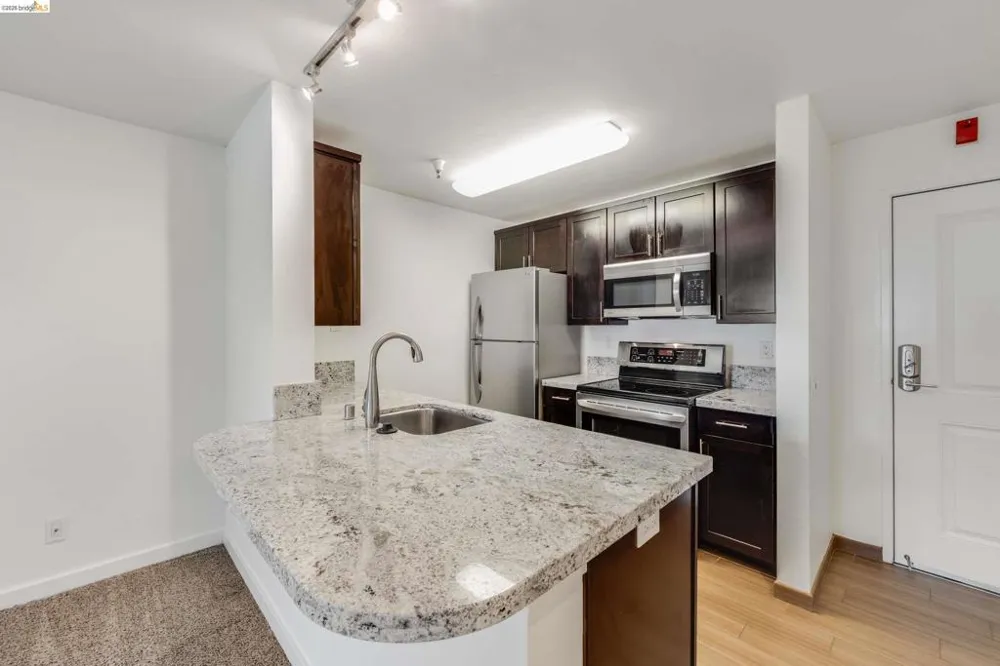 6400 Christie Ave #3206 Emeryville, CA 94608