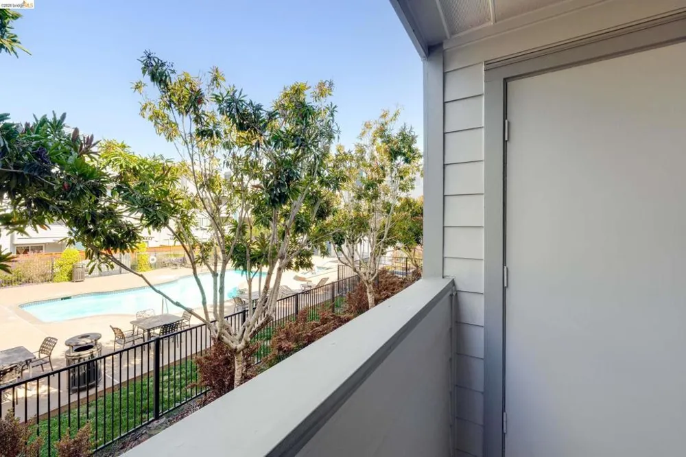 6400 Christie Ave #3206 Emeryville, CA 94608