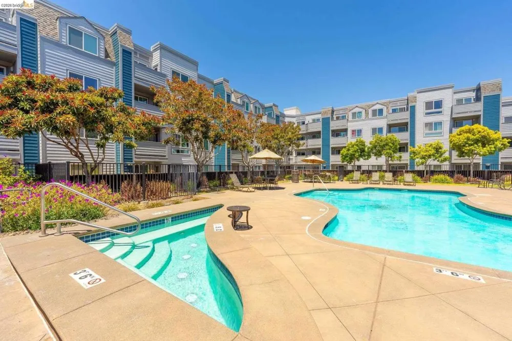 6400 Christie Ave #3206 Emeryville, CA 94608