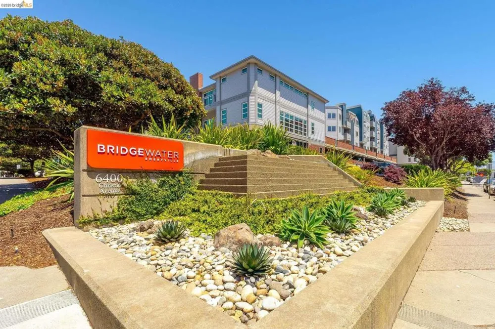 6400 Christie Ave #3206 Emeryville, CA 94608