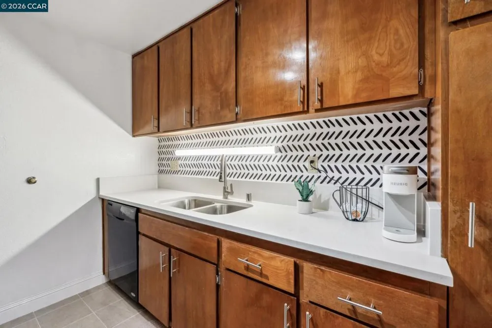 2121 Vale Rd #121 San Pablo, CA 94806