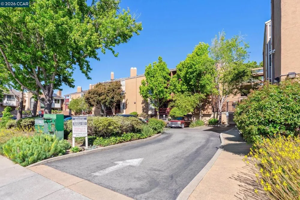 2121 Vale Rd #121 San Pablo, CA 94806