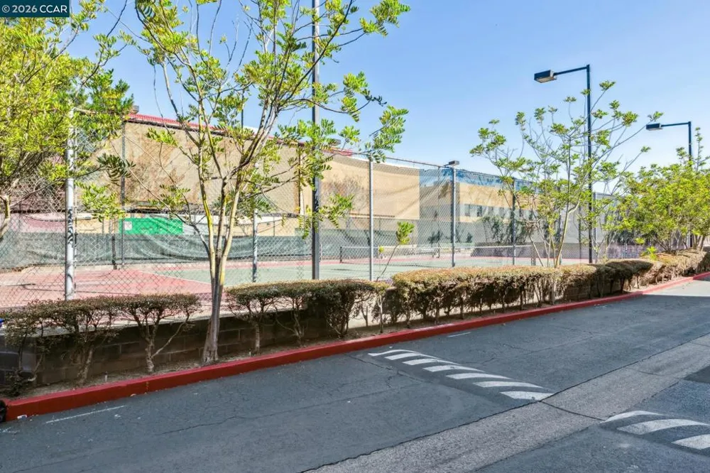 2121 Vale Rd #121 San Pablo, CA 94806