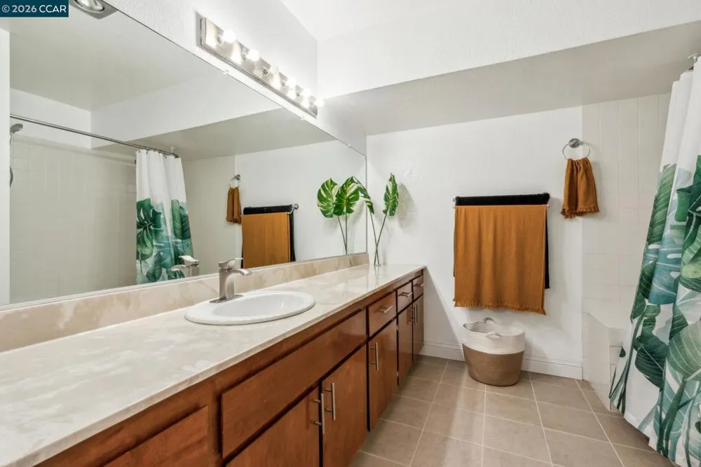 2121 Vale Rd #121 San Pablo, CA 94806