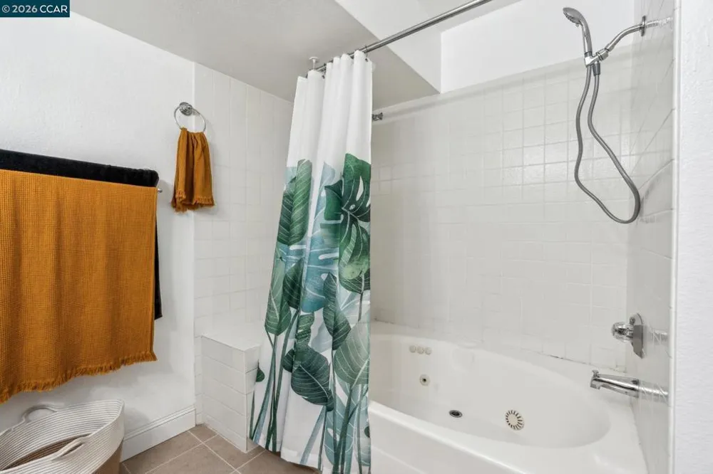 2121 Vale Rd #121 San Pablo, CA 94806