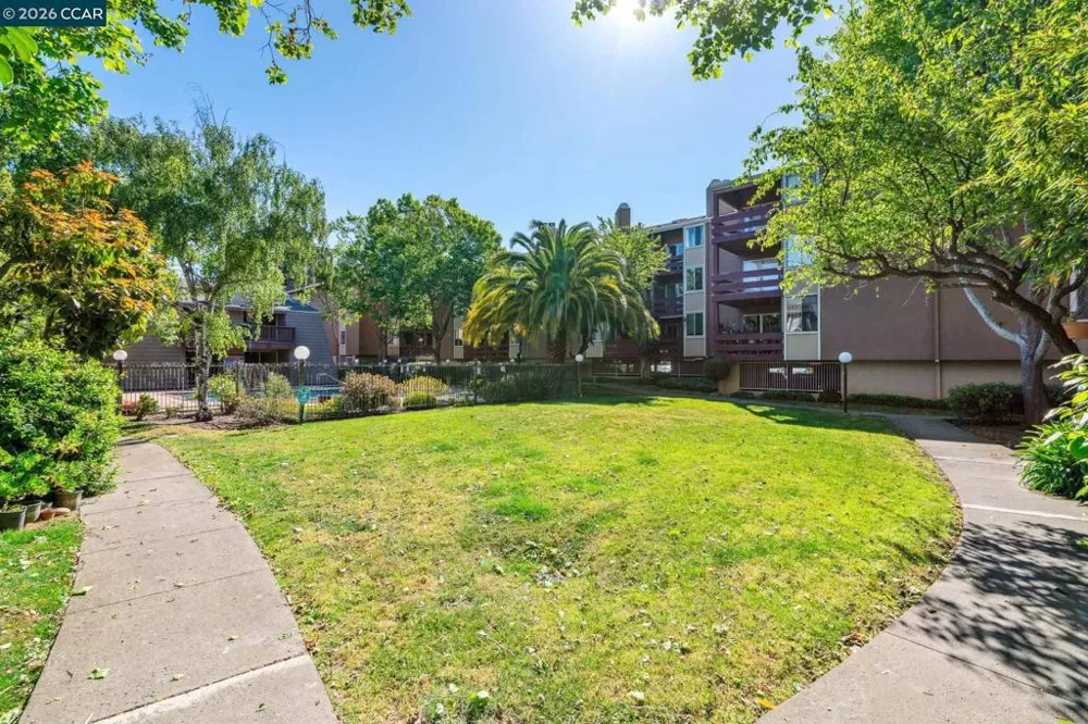 2121 Vale Rd #121 San Pablo, CA 94806