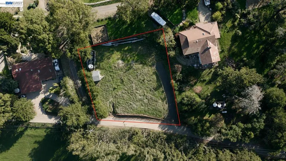 6733 SUNNYSLOPE AVE Castro Valley, CA 94552