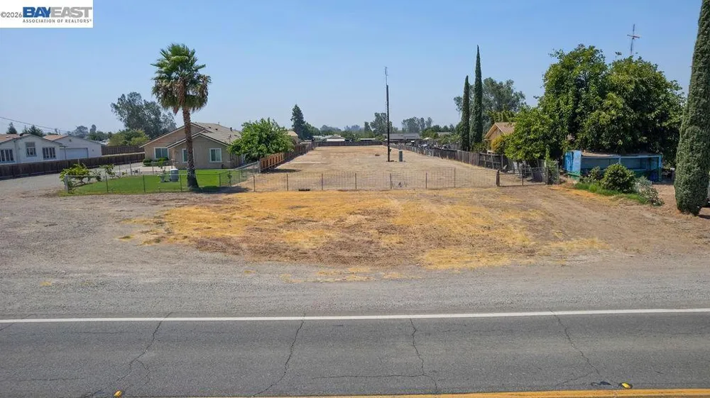 4195 North Highway 59 Merced, CA 95348