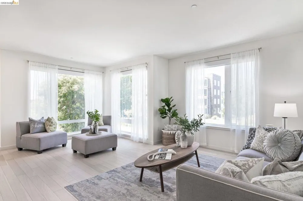 51 Innes Ct #204 San Francisco, CA 94124