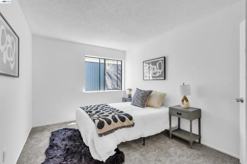 403 Olympus #7 Hercules, CA 94547