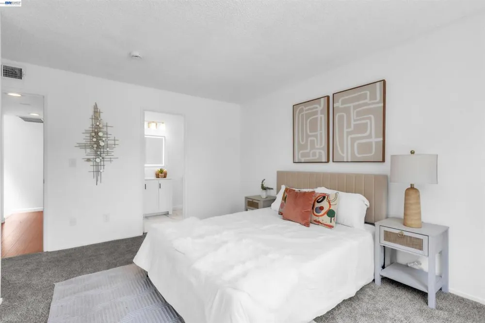 403 Olympus #7 Hercules, CA 94547