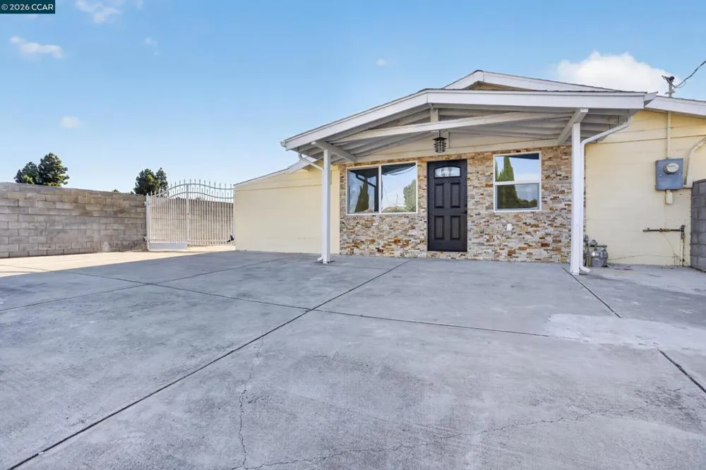 29 Solano ave Bay Point, CA 94565