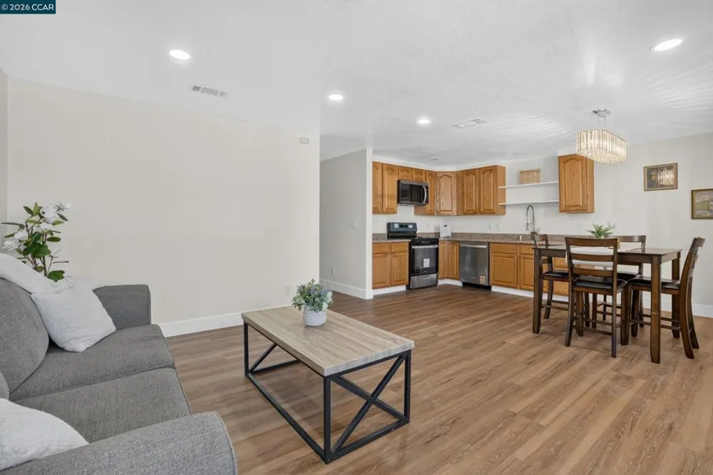 29 Solano ave Bay Point, CA 94565