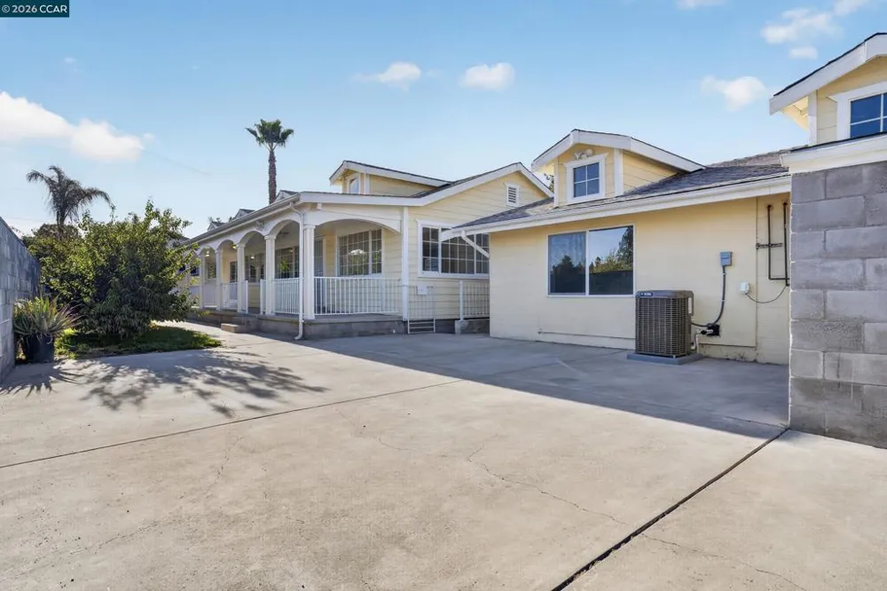 29 Solano ave Bay Point, CA 94565