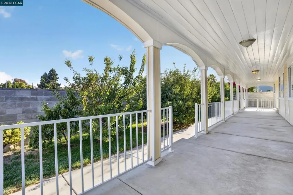 29 Solano ave Bay Point, CA 94565