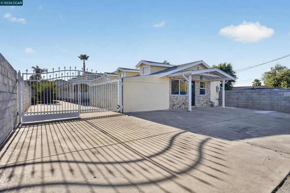 29 Solano ave Bay Point, CA 94565