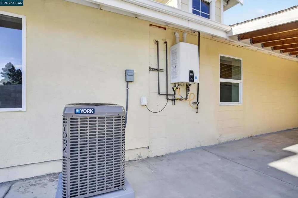 29 Solano ave Bay Point, CA 94565