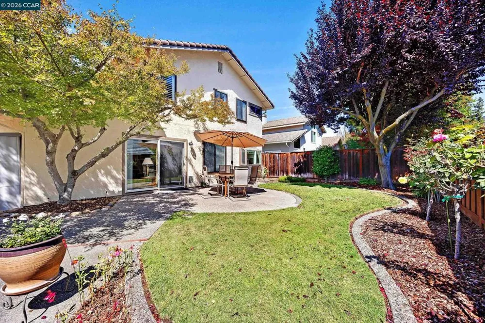 7297 Castle Dr Dublin, CA 94568