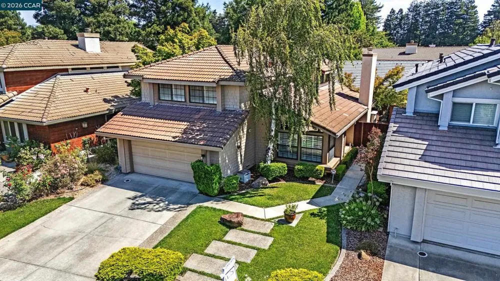 7297 Castle Dr Dublin, CA 94568