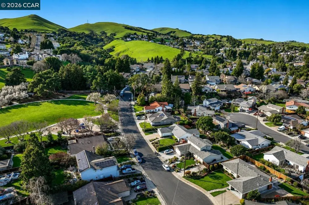 7297 Castle Dr Dublin, CA 94568