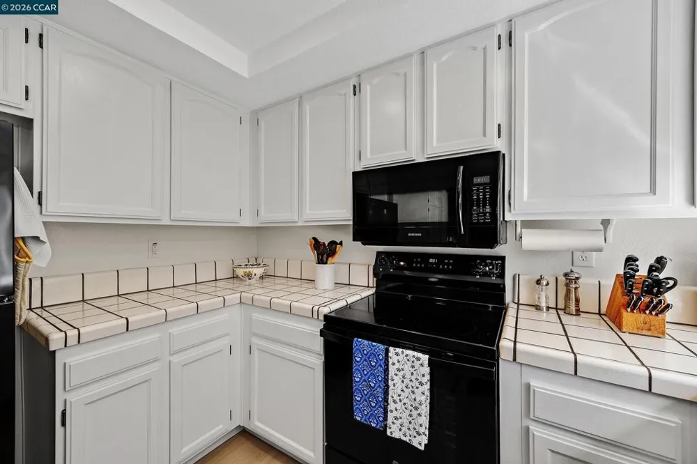 7297 Castle Dr Dublin, CA 94568