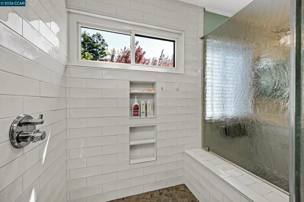 7297 Castle Dr Dublin, CA 94568