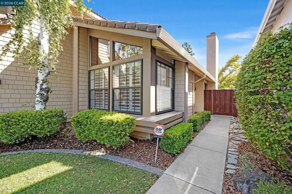 7297 Castle Dr Dublin, CA 94568