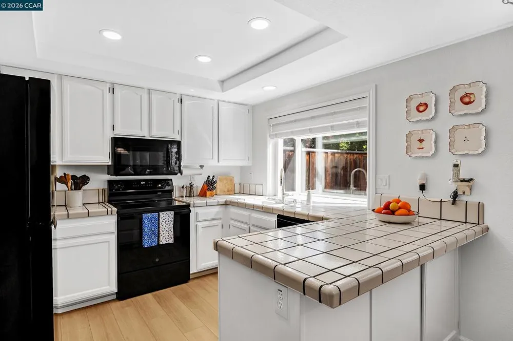 7297 Castle Dr Dublin, CA 94568