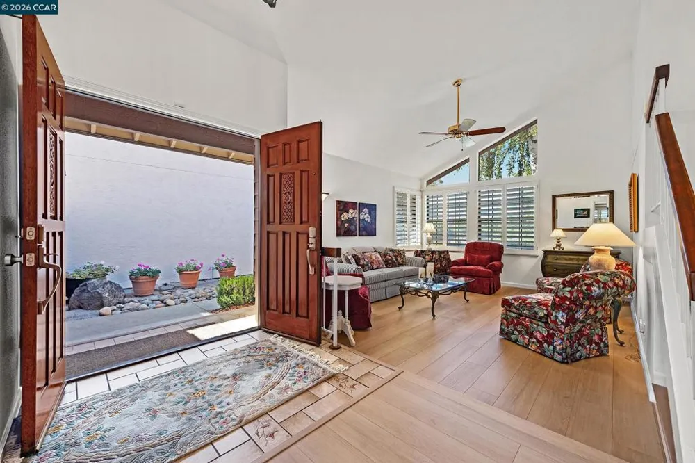 7297 Castle Dr Dublin, CA 94568