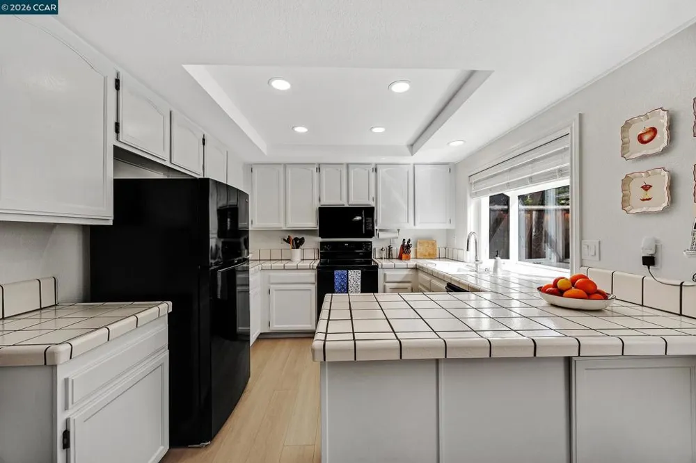 7297 Castle Dr Dublin, CA 94568