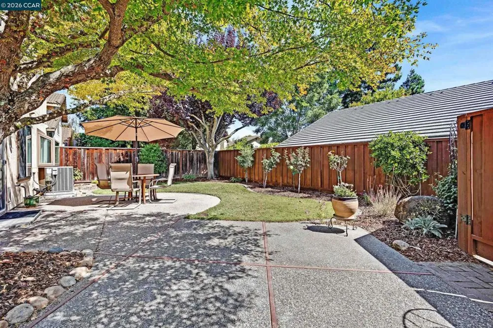 7297 Castle Dr Dublin, CA 94568