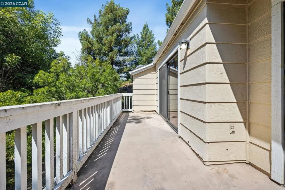 388 Mill Road Martinez, CA 94553