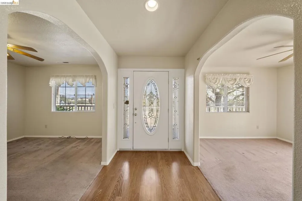 9729 Rastro Way La Grange, CA 95329