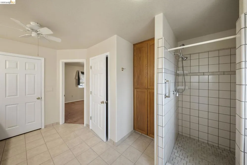 9729 Rastro Way La Grange, CA 95329