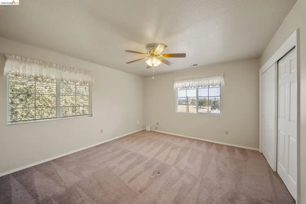 9729 Rastro Way La Grange, CA 95329