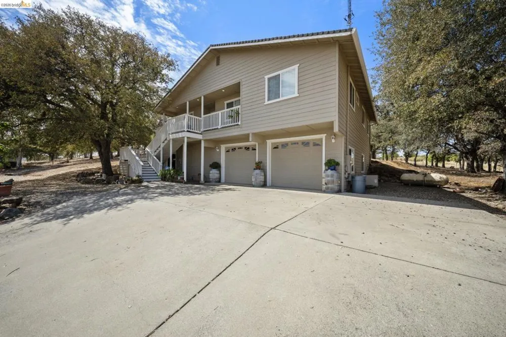 9729 Rastro Way La Grange, CA 95329