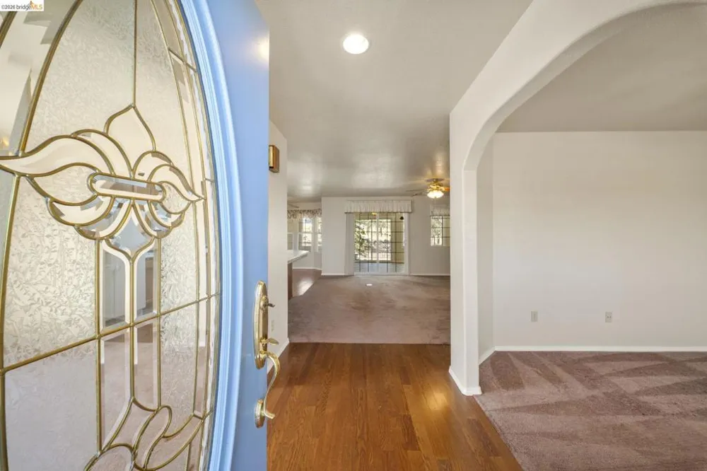 9729 Rastro Way La Grange, CA 95329