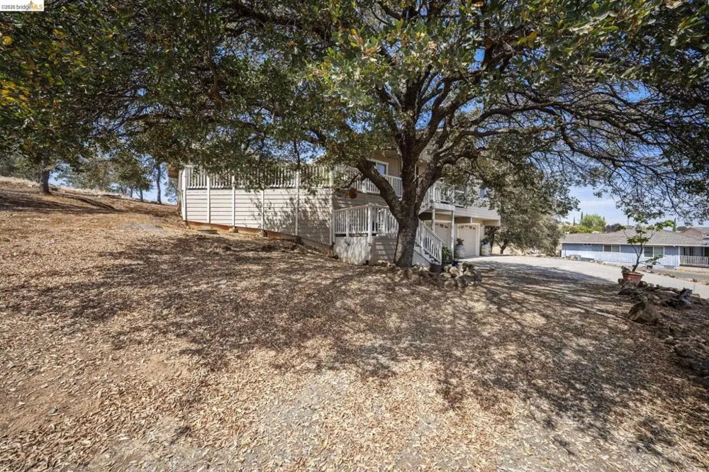 9729 Rastro Way La Grange, CA 95329