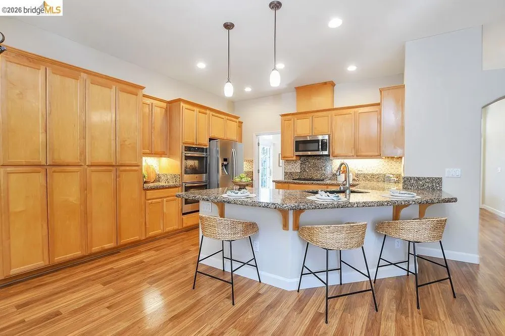54 Janin Pl Pleasant Hill, CA 94523