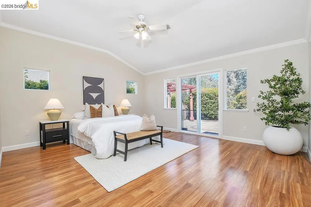 54 Janin Pl Pleasant Hill, CA 94523