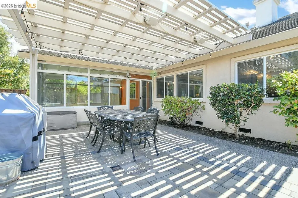 54 Janin Pl Pleasant Hill, CA 94523