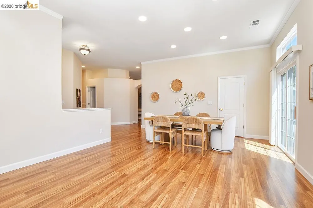 54 Janin Pl Pleasant Hill, CA 94523