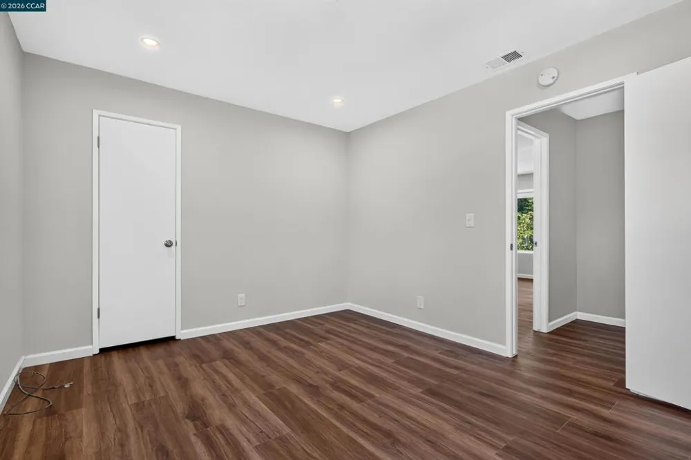 121 Violet Rd Hercules, CA 94547